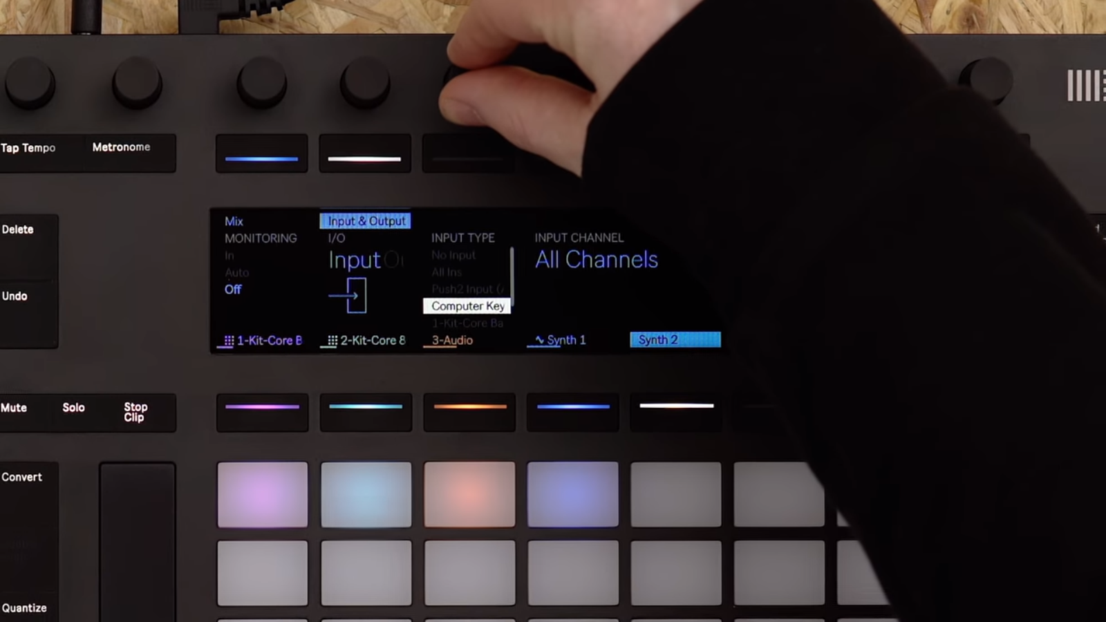 Доступна для скачивания версия Ableton Live 9.7 Доступна для скачивания версия Ableton Live 9.7