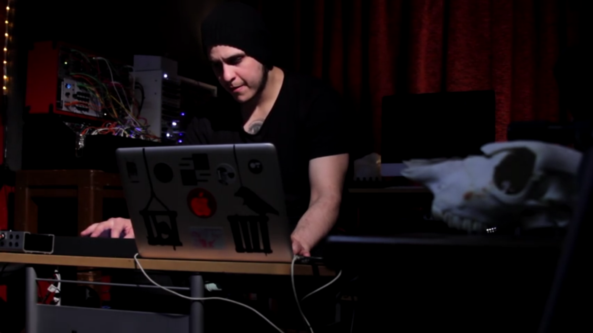 Бесплатный аналог Buchla для Reaktor Бесплатный аналог Buchla для Reaktor